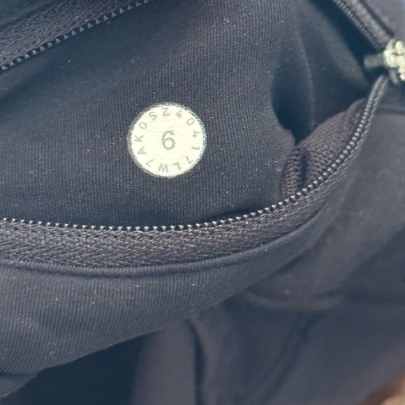 Lululemon Run Times Black Short II 4" - Picture 3 of 6